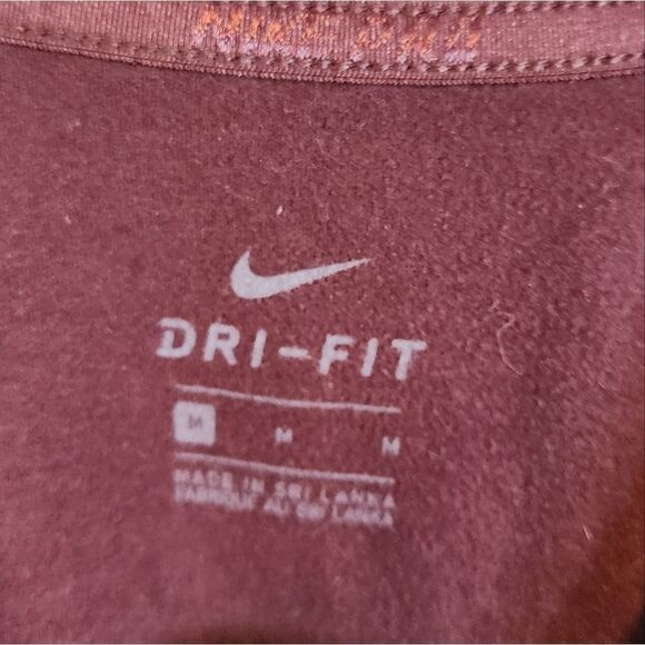 Women's Nike Dri-Fit "Pro" athletic zip-up sweater, size Medium - Picture 4 of 6